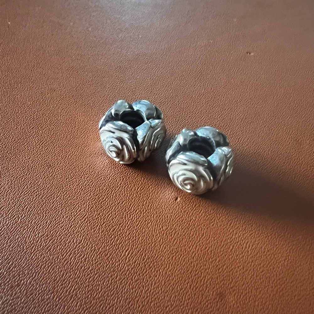 Set of 2 Pandora Rose Garden Charms in sterling silver with pink enamel